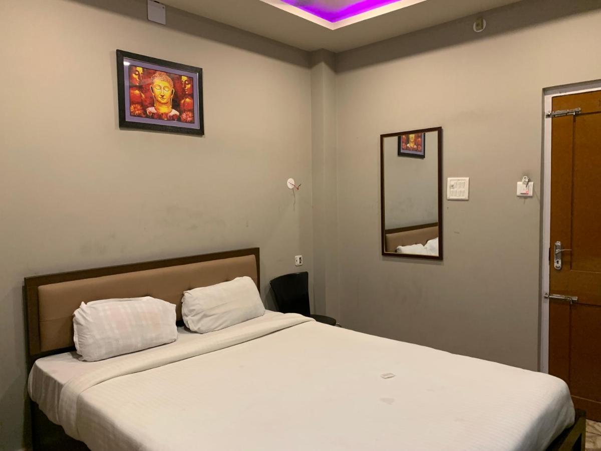 Gd Hotel Njp 西里古里 外观 照片